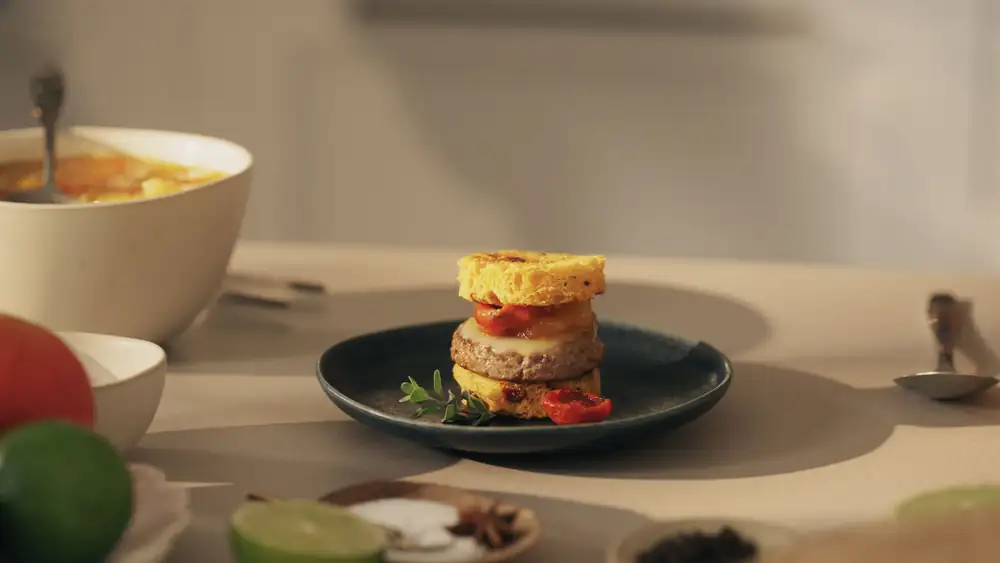Savory Panettone – Arrabbiata Recipe, Mini Fassona Burgers, and Exotic Fruit Chutney