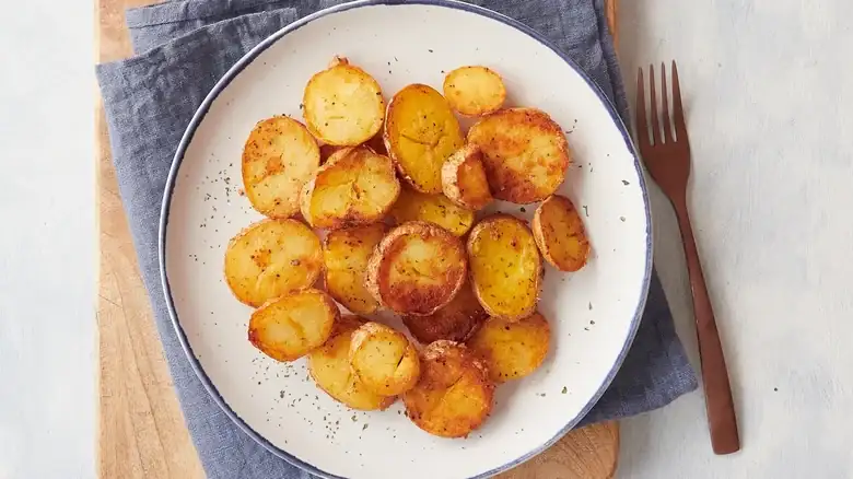 ¿Qué son exactamente las patatas fritas caseras y qué las hace únicas?