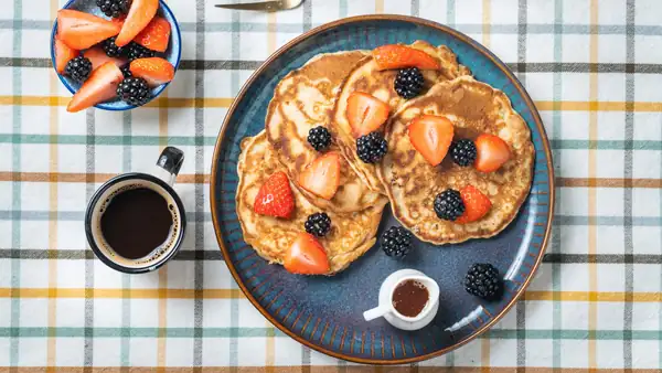 Yeast-free pancakes that are always incredibly fluffy? Here's the secret, or rather, two