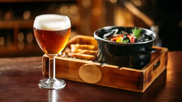 What To Keep In Mind When Pairing Beer With Steamed Mussels
