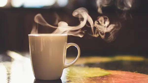 The 2 Hot Drinks To Avoid Ordering At A Restaurant For The Server's Sake