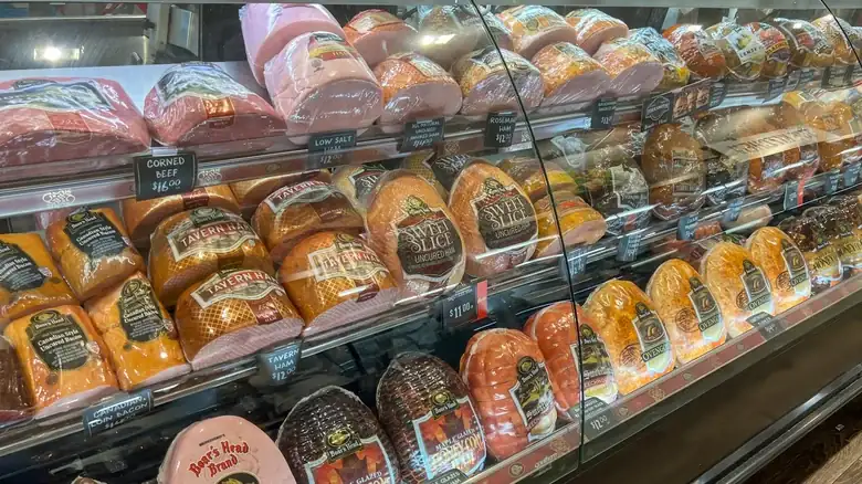 ¿Es seguro comer embutidos durante el embarazo?
