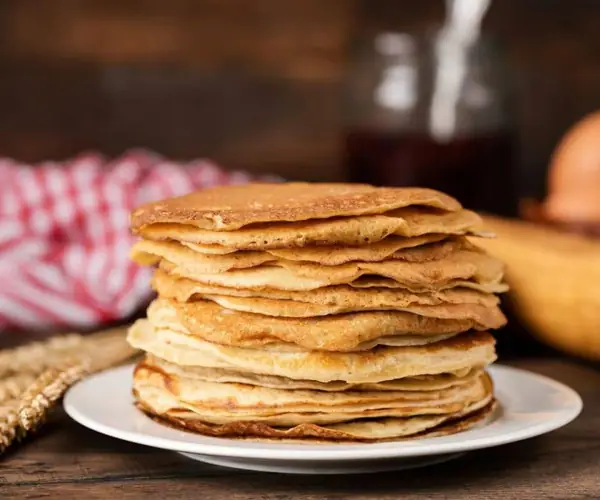 Nalysnyky (Sweet Ukrainian Crepes) Recipe