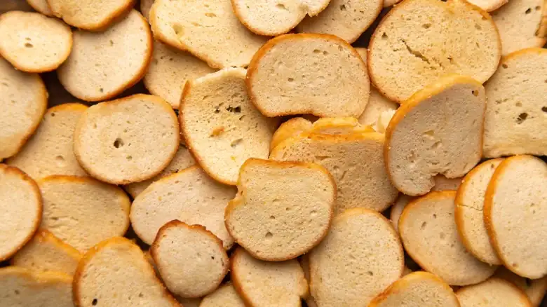 Transform Boring Plain Bagels Into Crispy, Flavorful Garlic Bagel Bites