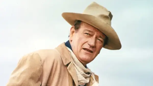 John Wayne's Favorite Whiskey Brand Is Still Popular Today