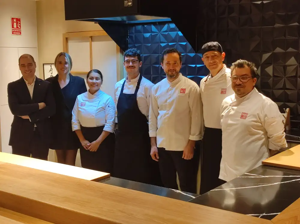 Zuara, direct connection to Ginza