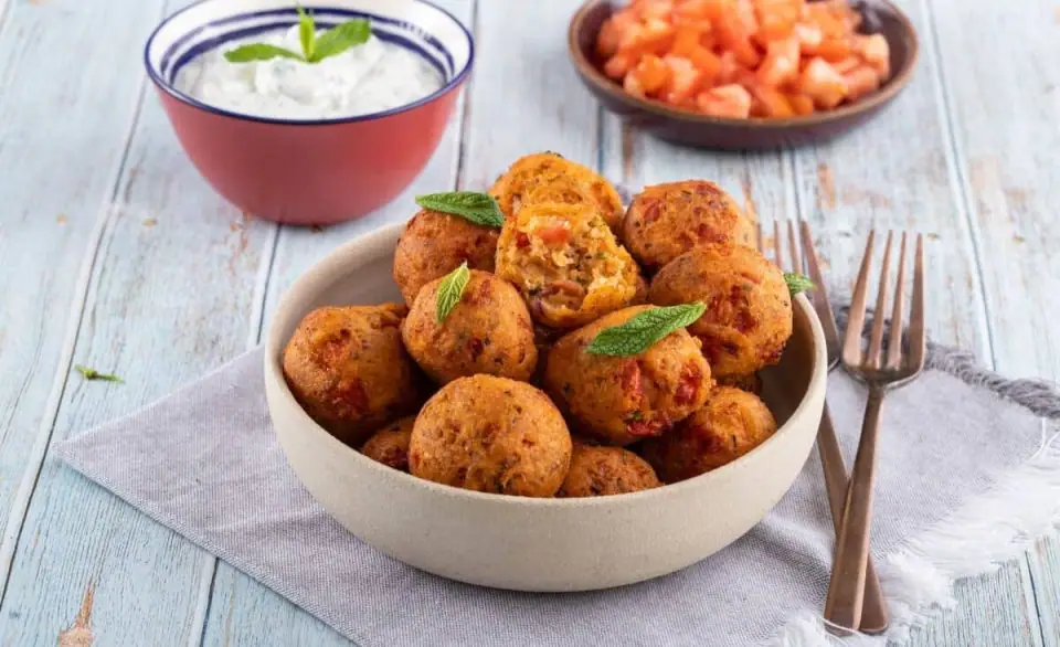 Tomatokeftedes (Fried Tomato Balls) with Yogurt Sauce