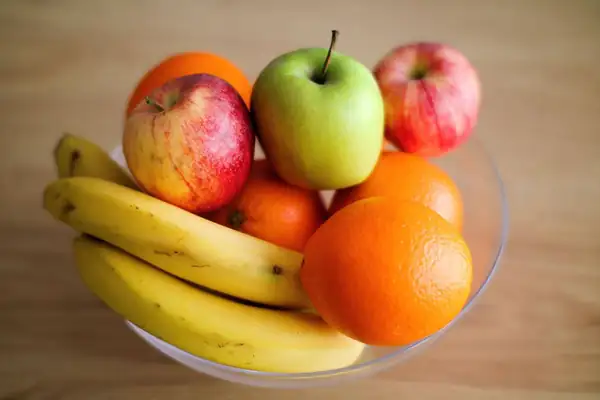 Bananas won't brown and will stay fresh for longer if stored in 1 unusual spot