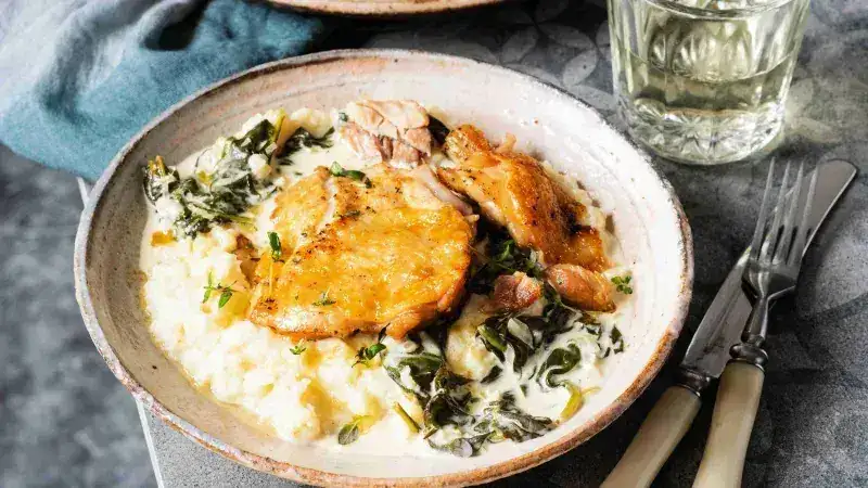 Chicken in wine and cream with spinach
