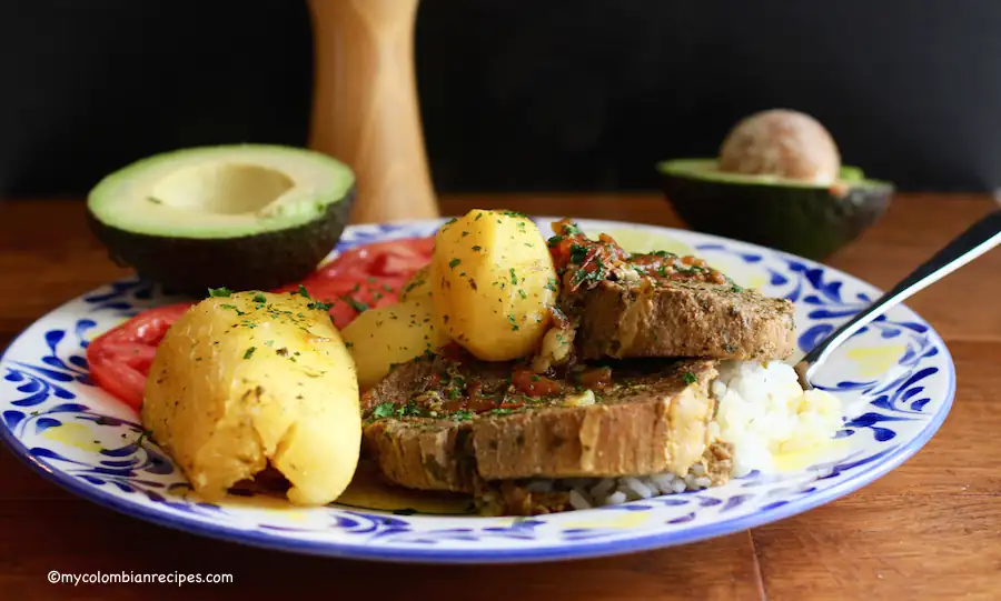 Sudado de Posta o Muchacho (Beef Round Steak Stew)