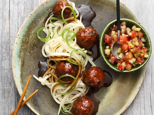 Recipe for lamb meatballs with udon noodles and cucumber-melon relish