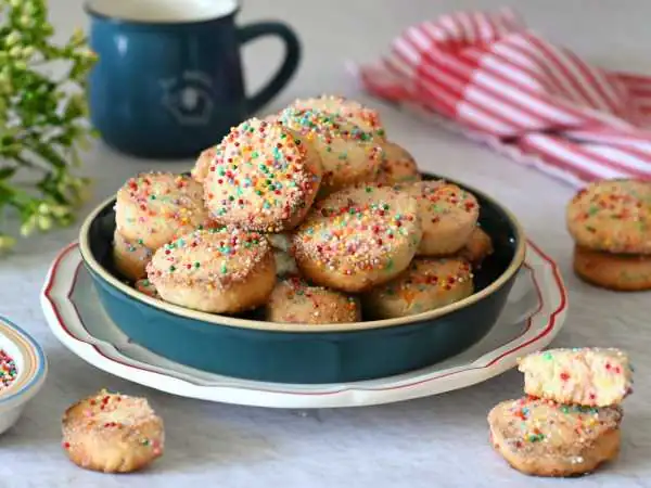Cookies with colorful sprinkles