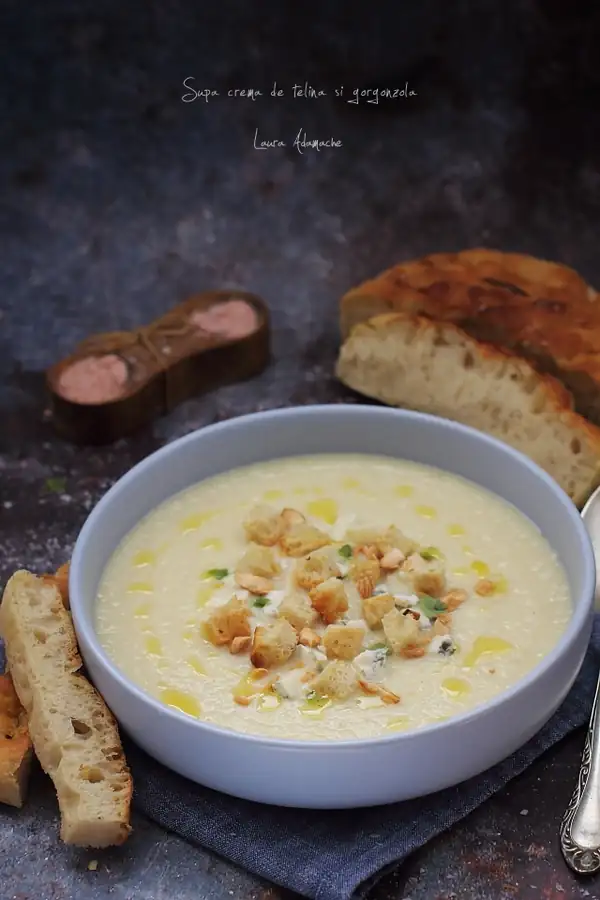 Crema de apio con gorgonzola