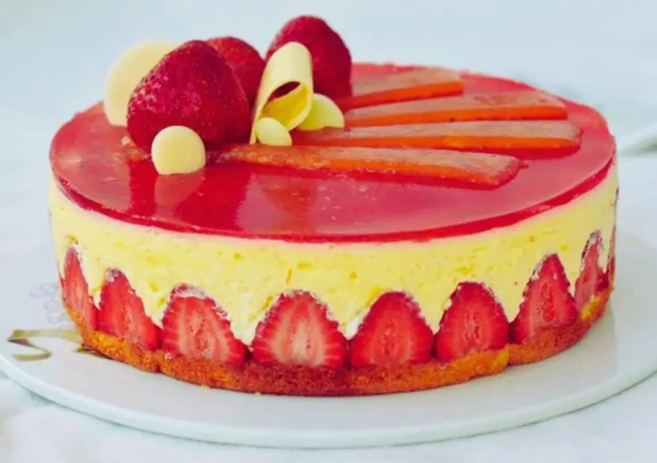 Pastel Fraisier (pastel francés de fresas)