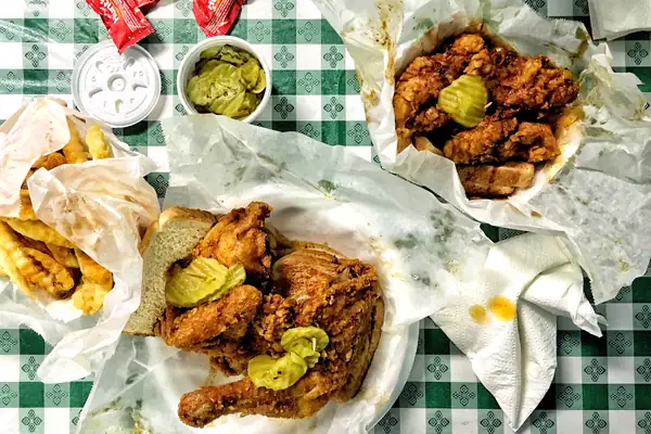 Where to Eat at Nashville International Airport (BNA)