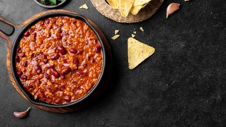 El chorizo ​​de cerdo es el atrevido sustituto de la carne picante para un gran sabor ahumado