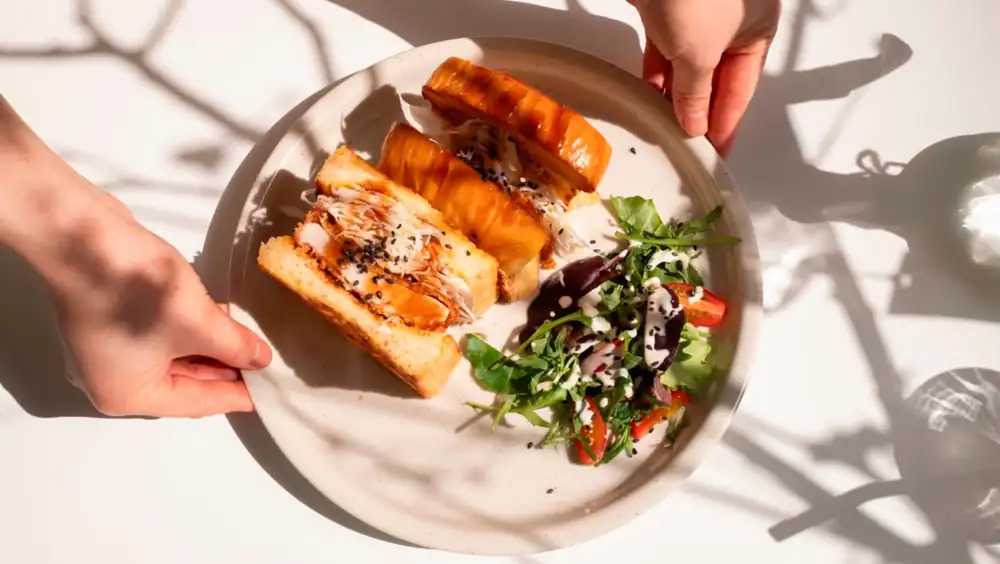 From a Student’s Dream to a Japanese Bakery in Prague: The Story Behind Yaki-Pan