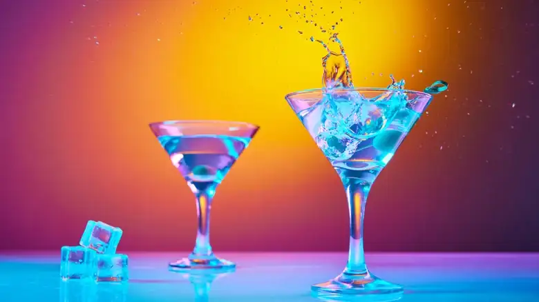 The Common Drink Mixer To Use For Glow In The Dark Cocktails