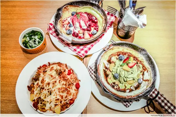 Dutch Baby Cafe Review: Instagrammable Flat Pancakes Served In A Pan