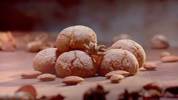 Soft amaretto, canestrelli biscuits, baci di dama (lady kisses), and other wonders from La Sassellese