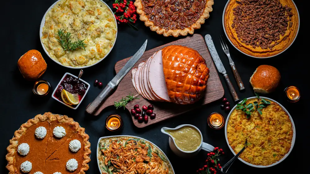 El festín de tradición y diversidad del Día de Acción de Gracias