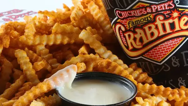 How Chickie's & Pete's Crabfries Became A Staple Food Of Philadelphia