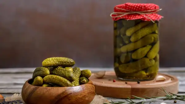 Cuál es la diferencia entre los pepinillos y los cornichons