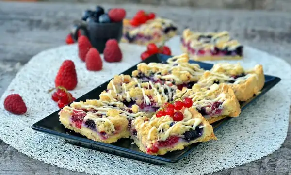 Raspberry Blueberry Shortcake