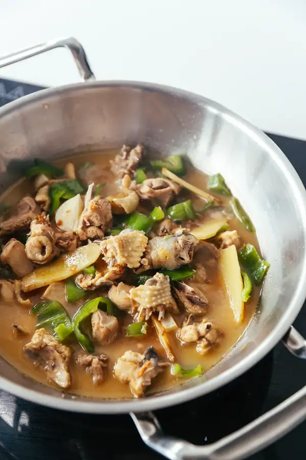 Hunan Chicken with Green Peppers