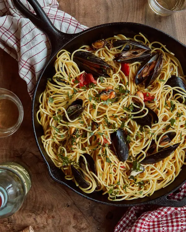 Spaghetti Con Le Cozze Recipe (Pasta with Mussels)