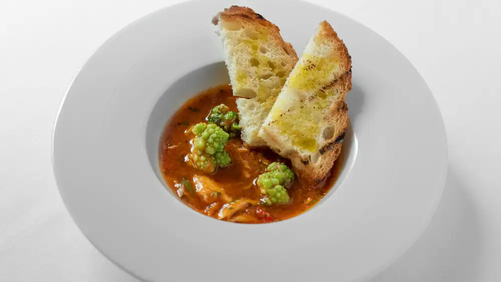 Arzille and Romanesco cabbage soup, the gourmet classic