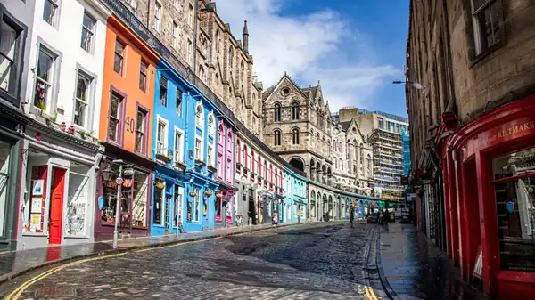 The 14 Best Places To Eat And Drink In Edinburgh