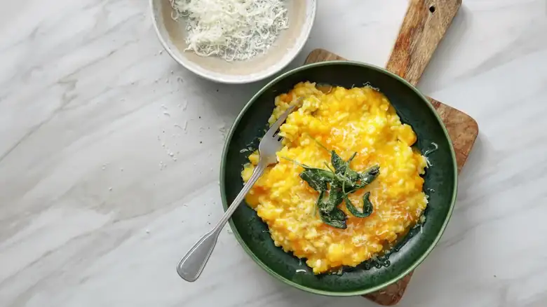 El cremoso ingrediente otoñal que lleva tu risotto al siguiente nivel