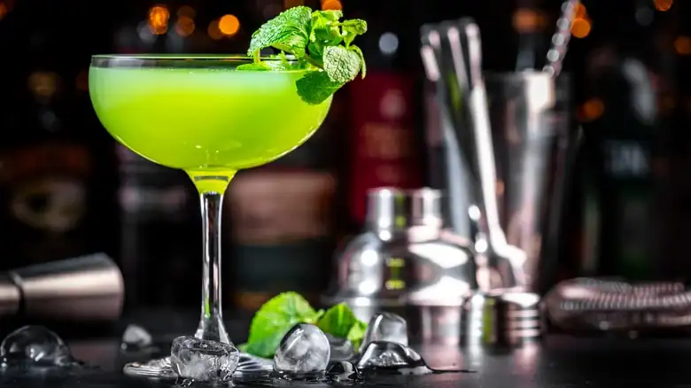 Green Mimosas Are The Perfect Way To Kickstart St. Patrick's Day: How To Achieve The Signature Color