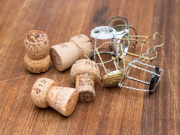 What a Blind Tasting Taught Us About Shopping for Champagne