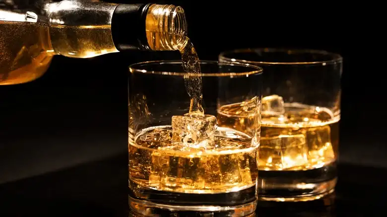 The Clear Difference Between Scotch And Bourbon