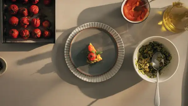 Motta Savory Panettone – Mediterranean Recipe, scapece of zucchini tartare, mint, garlic, confit cherry tomatoes
