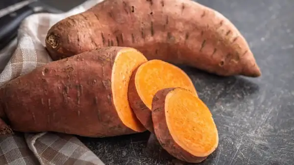 Where to store sweet potatoes for longer, away from the refrigerator