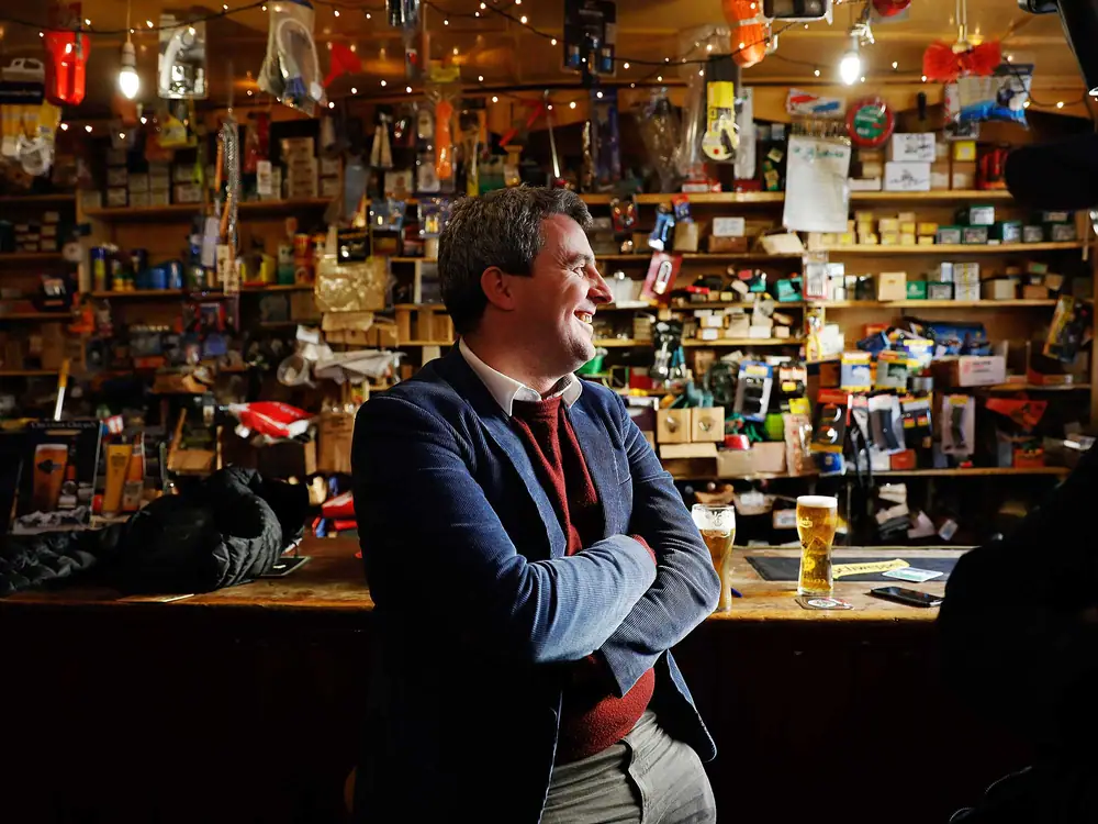 Bienvenidos a la mejor ciudad de pubs del mundo: Dingle, Irlanda.