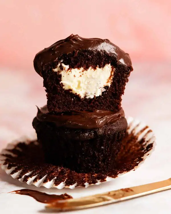 Vanilla Cream Filled Chocolate Ganache Cupcakes