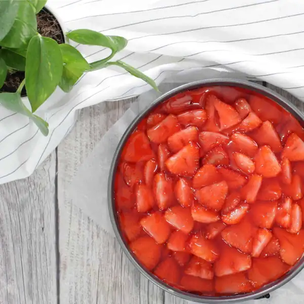 German Strawberry Cake