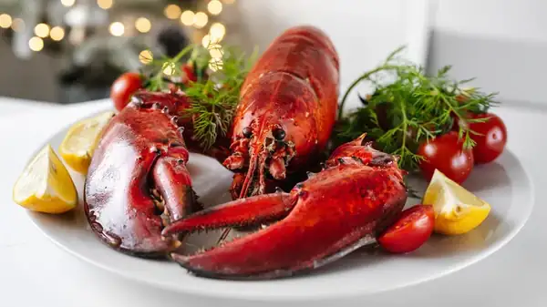 How To Crack Lobster Claws For The Maximum Amount Of Meat