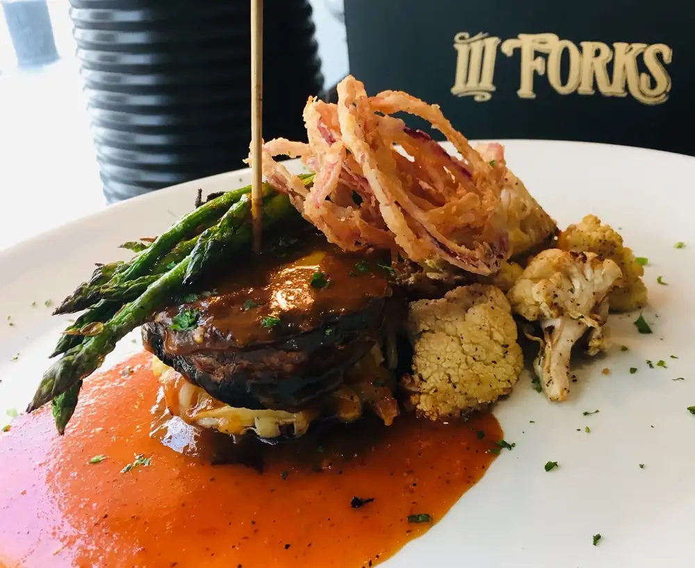 Longtime Dallas Steakhouse III Forks Moves North to Frisco