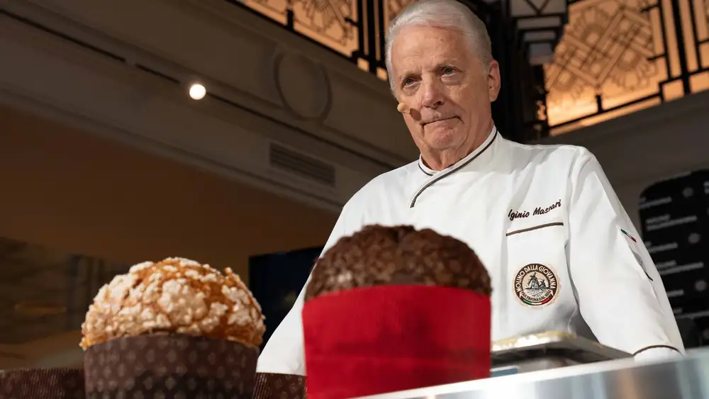The legendary Italian pastry chef Iginio Massari is offering a masterclass on panettone in Madrid
