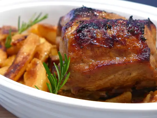 Pork Fricassee method with Egg-lemon Sauce and Celery