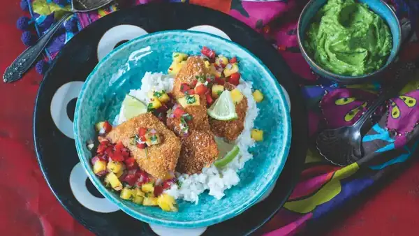 Fish in coconut breadcrumbs with pineapple salsa