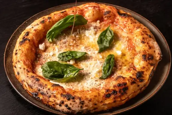 El decimoquinto mejor lugar para comer pizza en Asia en 2026 está aquí mismo en Singapur