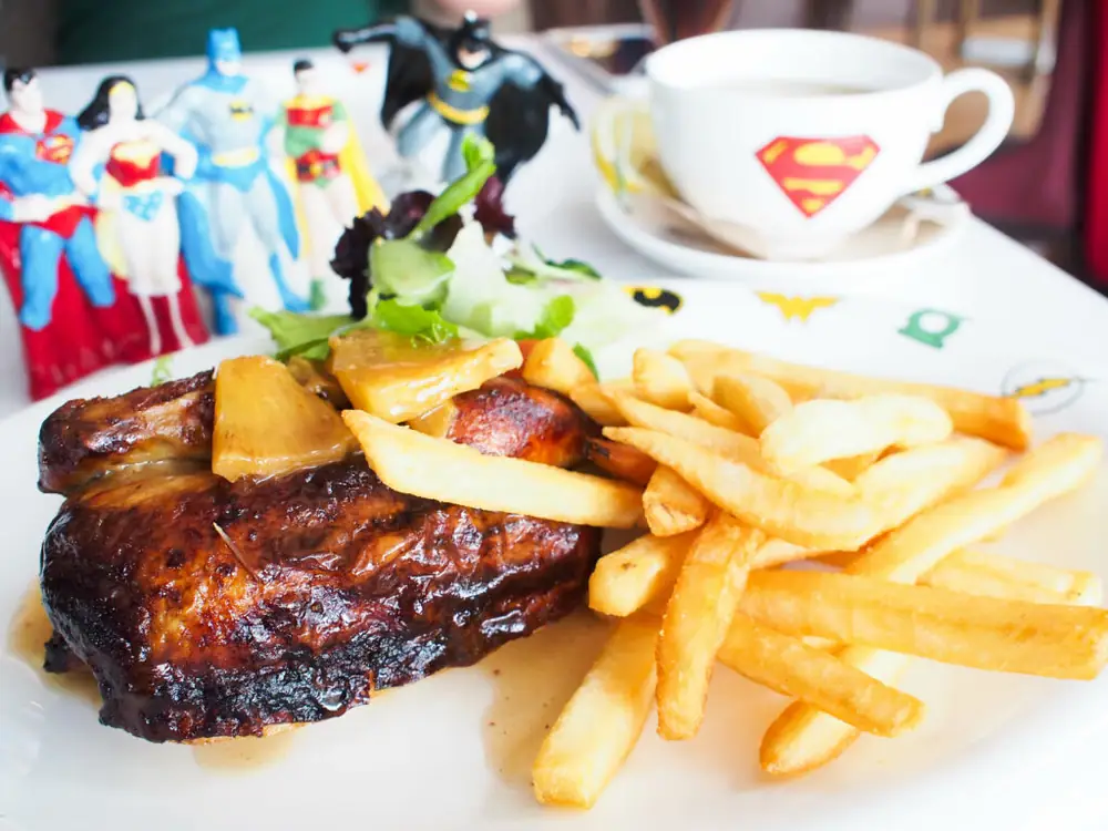 Reseña de una cafetería en DC: La cafetería que no te mereces y que nunca necesitarás
