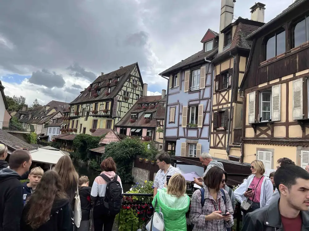 Dónde comer en Alsacia cerca de Colmar, visitas a bodegas y qué ver