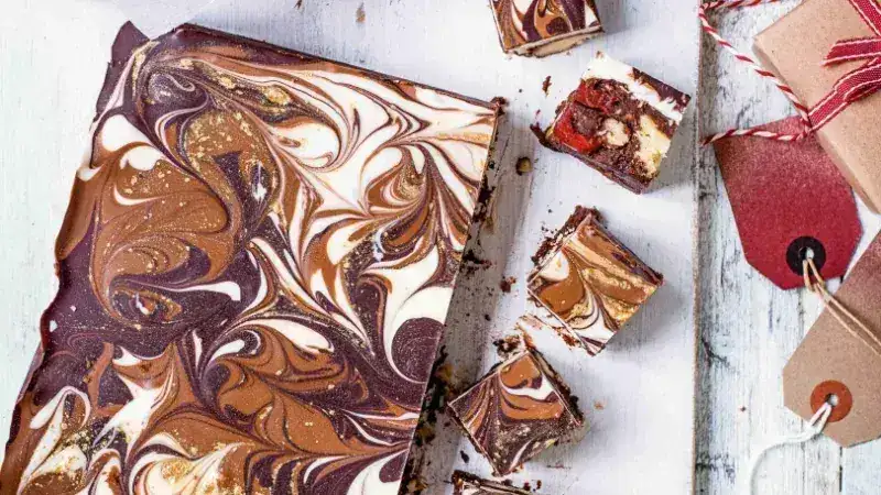 Chocolate cubes with coffee liqueur